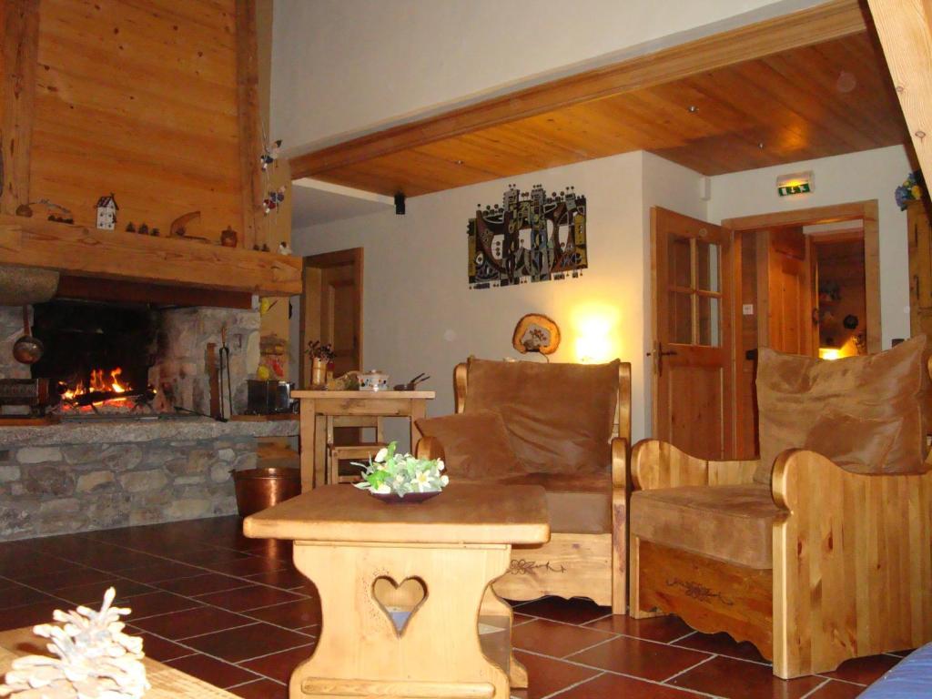 Villa La Joubarbe Au Balcon Du Mont-Blanc Sallanches Exterior foto